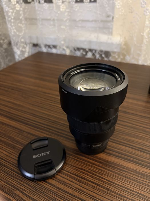 Obiectiv foto Sony 24-105