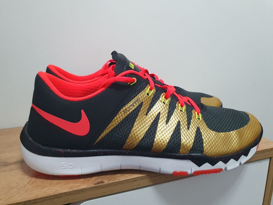 Маратонки Nike iD Free 5.0 TR Flywire