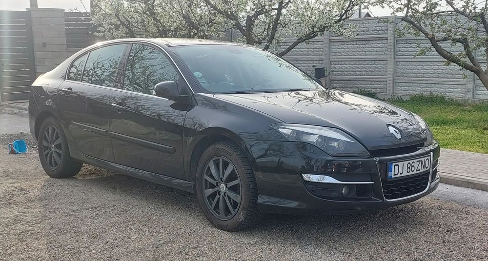 Renault Laguna Vând Renault Laguna 3 2011, Initiale Paris, 2.0dci ,stare foarte bună,