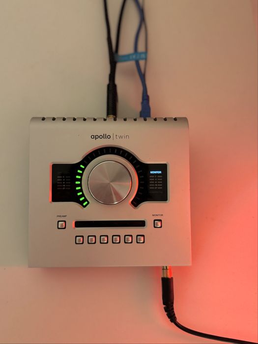 Apollo Twin USB - Placa Audio UAD