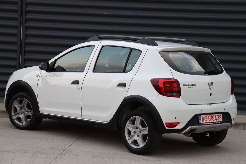 DACIA Sandero Stepway 2017 — imagine 3