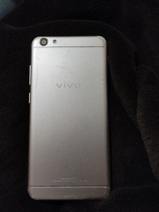 Марката на телефонат е Vivo