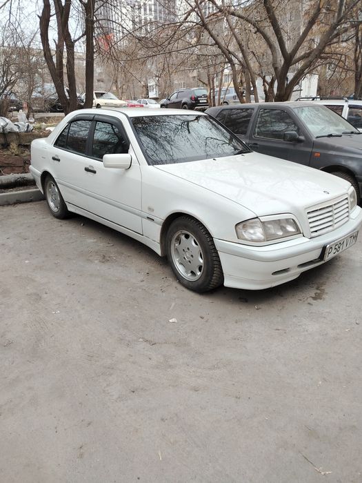Продам Mercedes-Benz C 180