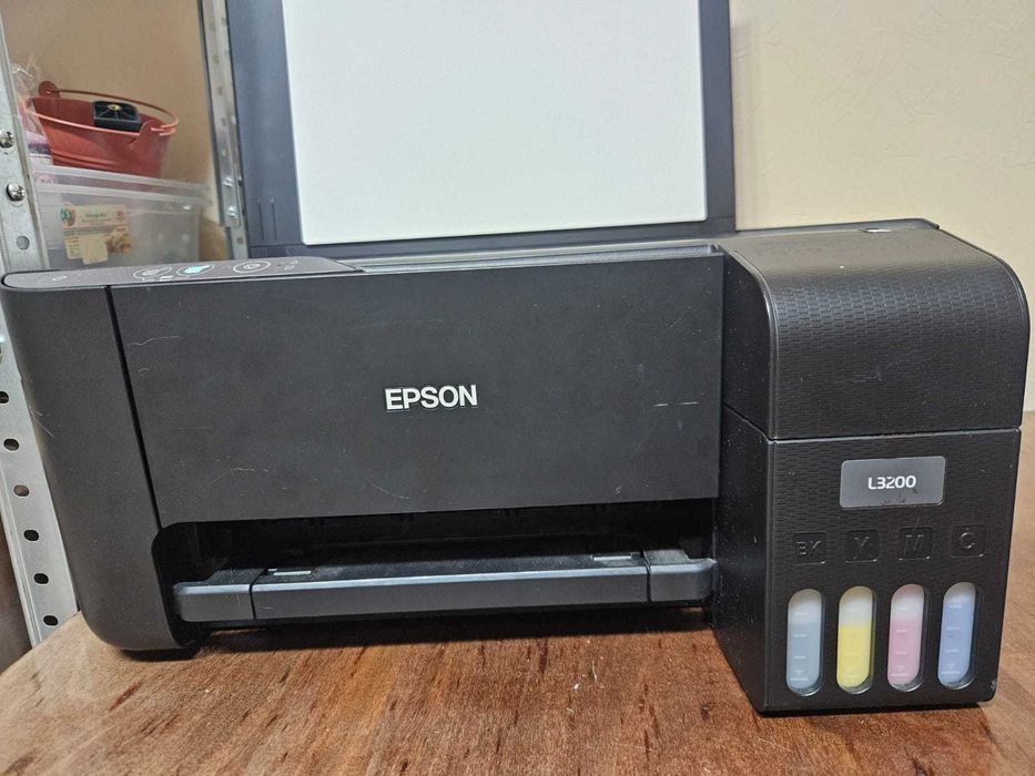 Продаю принтер МФУ EPSON L3200
