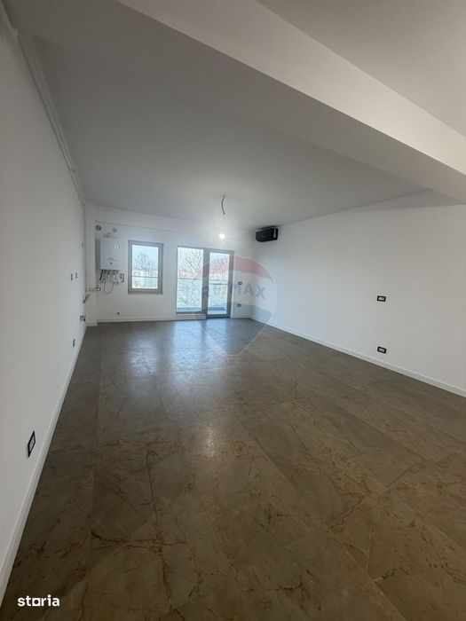 3 camere, Central, bloc nou, etaj 2, lift