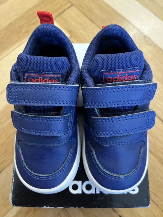 Детски маратонки Adidas Tensaur I 22 номер