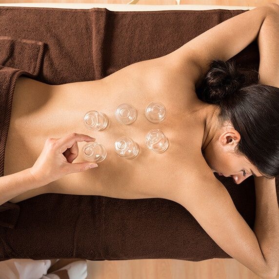 Masaj terapeutic și de relaxare la tine acasă – Confort și stare de bine
