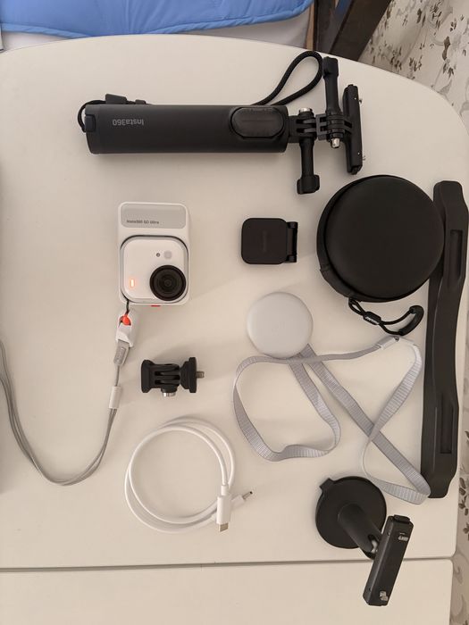 Insta360 GO 3 Ultra 4K Creator Bundle + Insta360 Mic Air