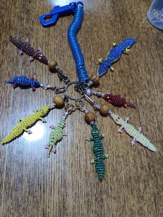 Продам изделия из бисера