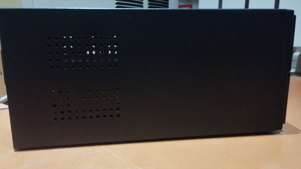 ИБП SVC V-600-L   батарея