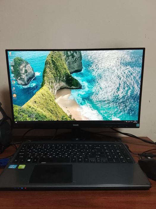 ПК ноутбук вмести