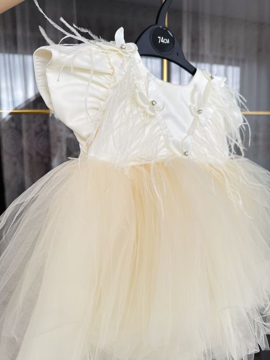 Rochie fetite cu pene