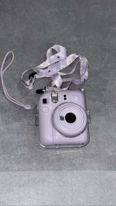 Fujifilm Instax Mini 12 фиолетовый