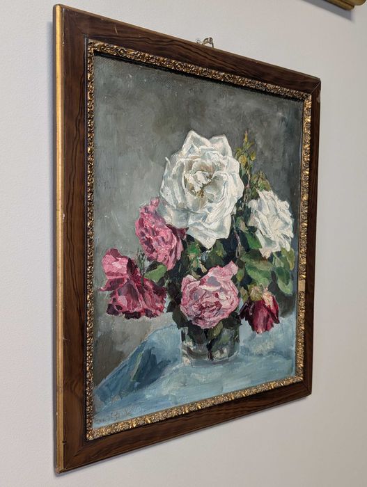 Pictura in ulei, natura statica cu flori, 45x39 cm, semnata si datata 1944