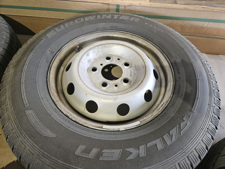 гуми с джанти 225/75/16С