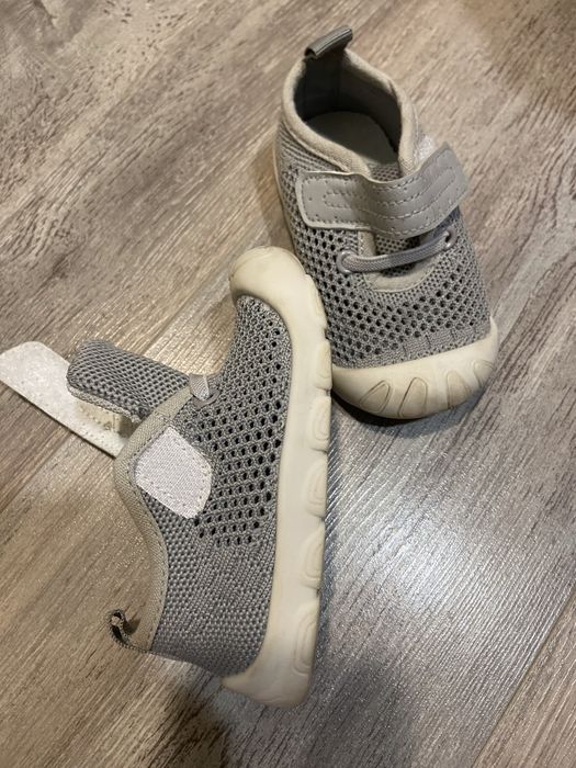 Продаю Сандали детские