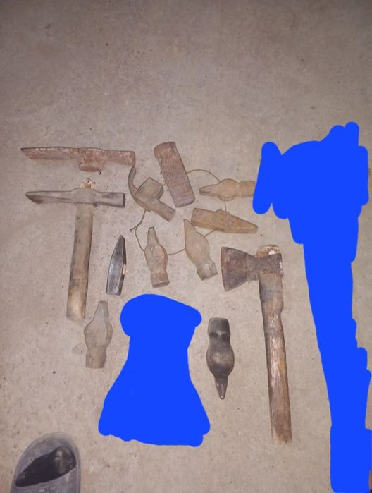 Молотки,топоры,насос,нажевки,рубанок.: 1 000 тг. - Молотки и кувалды ...