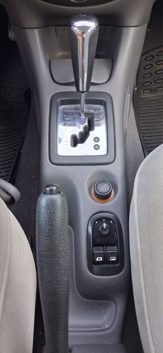 PEUGEOT 206 2004 — imagine 10