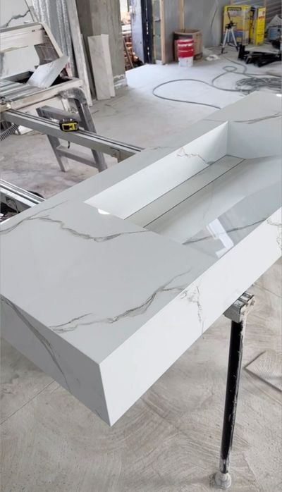 Умывальник из керамогранита на заказ