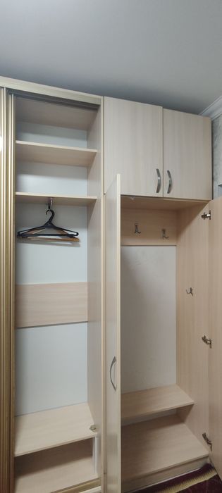 Шкаф для прихожей