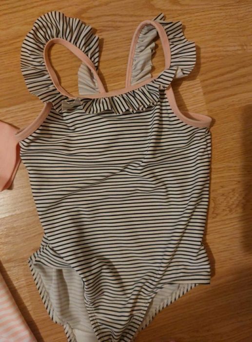 Lot plaja costume baie protectie UV, pentru 1-2 ani marime 86-92.