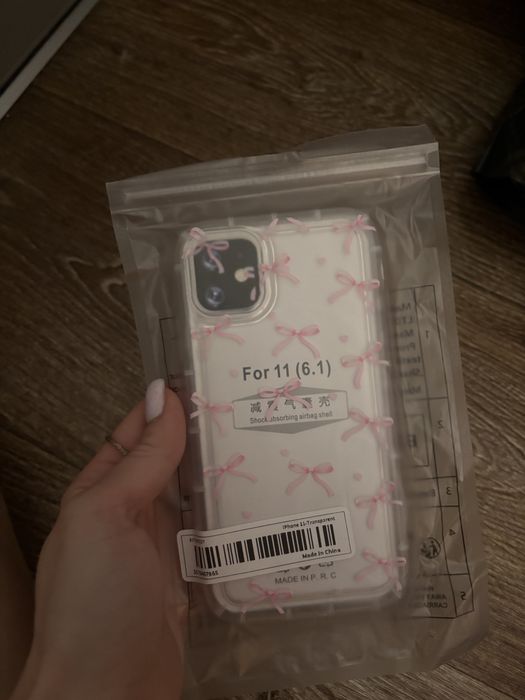 Продам чехлы на Iphone 11.Новые,запакованные