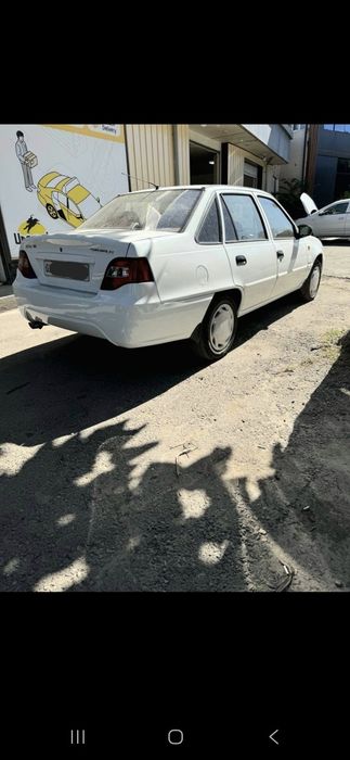 Nexia 2   2010 yil   286000 ming super bez konditsionet 4000$ suralvot