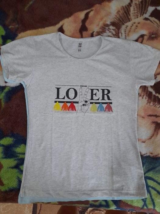 Продам Футболки новые