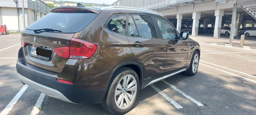 BMW X1 2011 — imagine 2