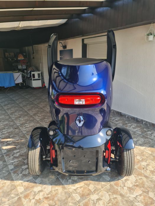 Renault Twizzy An 2012 cu 32000 km se conduce Fara PERMIS