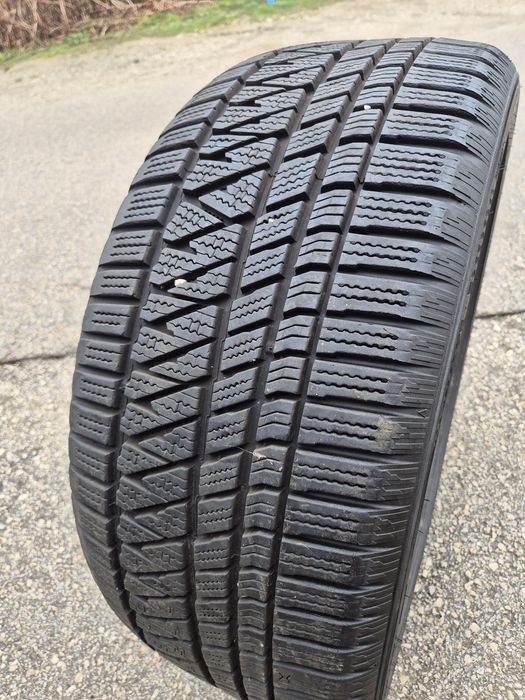 1бр. 265/40/21 Kumho Winter craft WS71 зимна гума