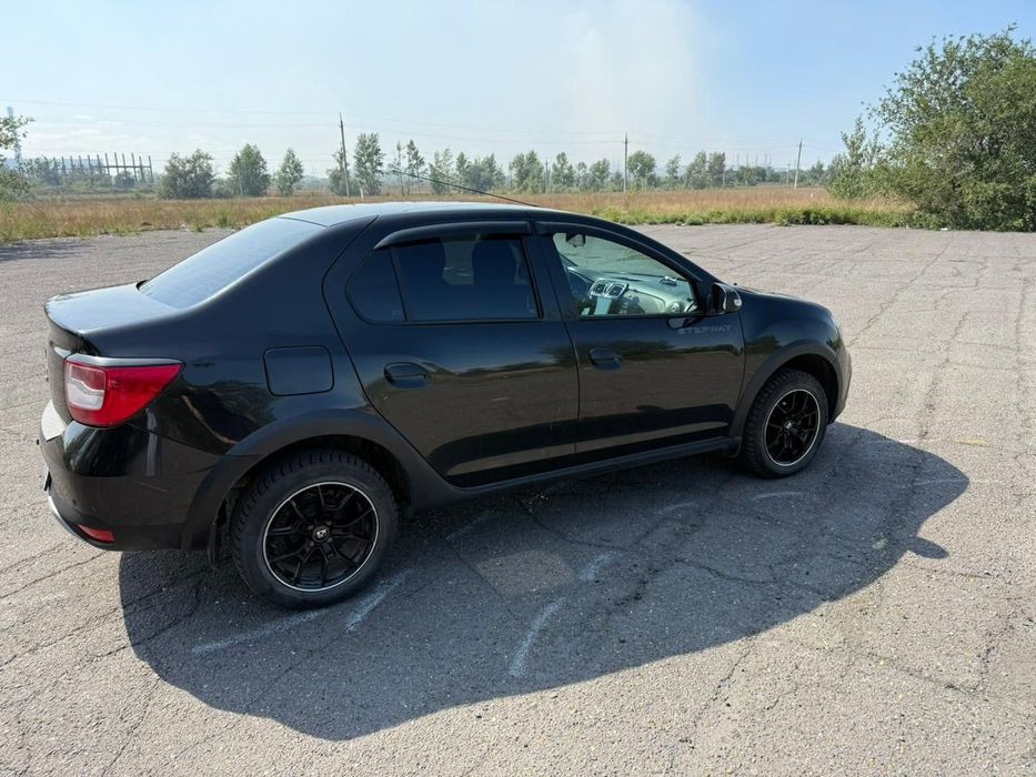 Продаю Рено Логан 2021 года