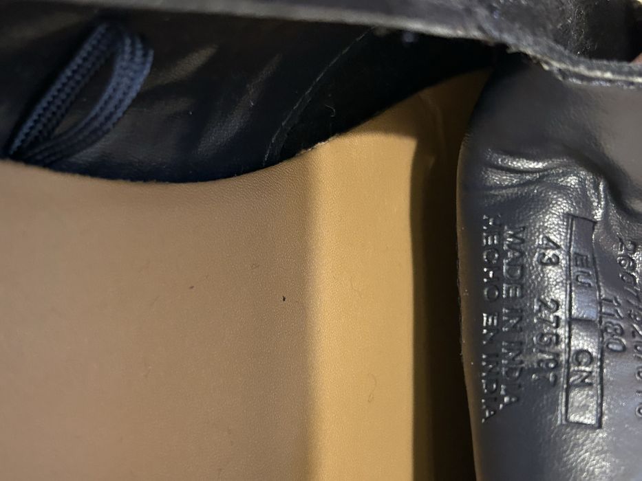 Mocasini piele intoarsa