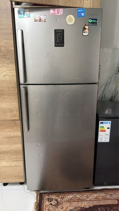 Холодильник сатылады