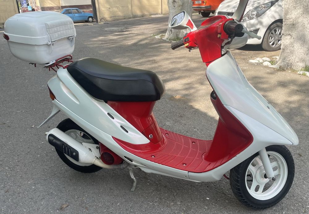 Скутер HONDA DIO AF 27