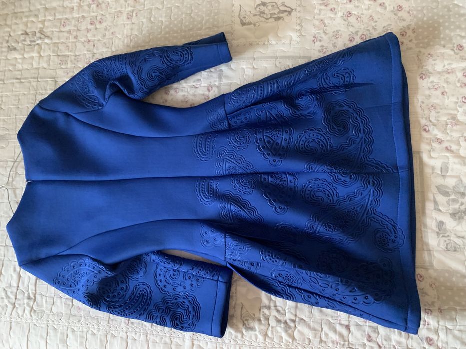 Рокля- стилна, елегантна