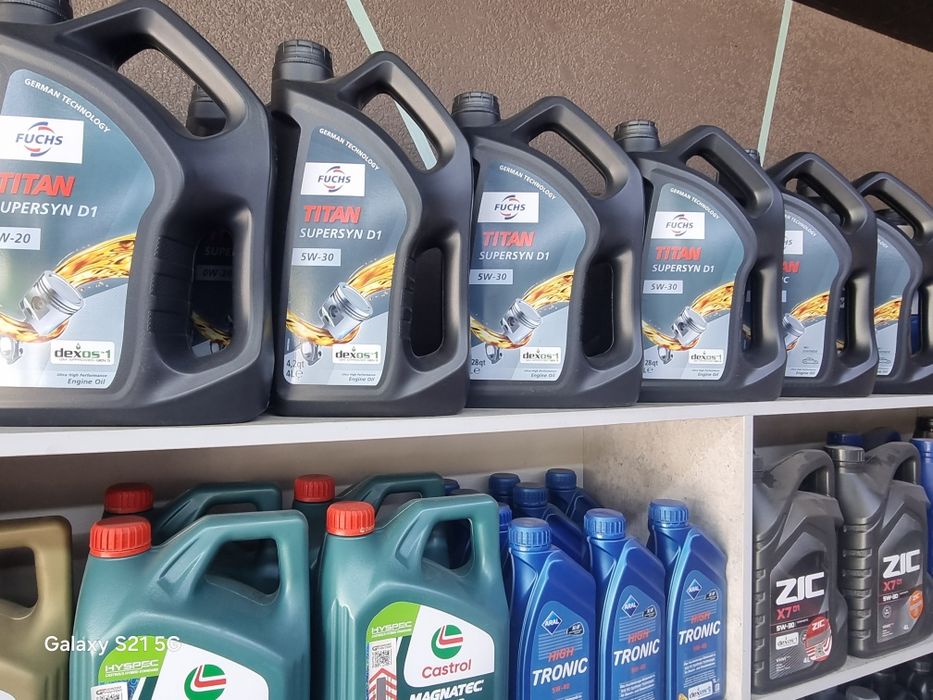 Gm motornoe maslo original gm motot oil 5w30 dexos 2