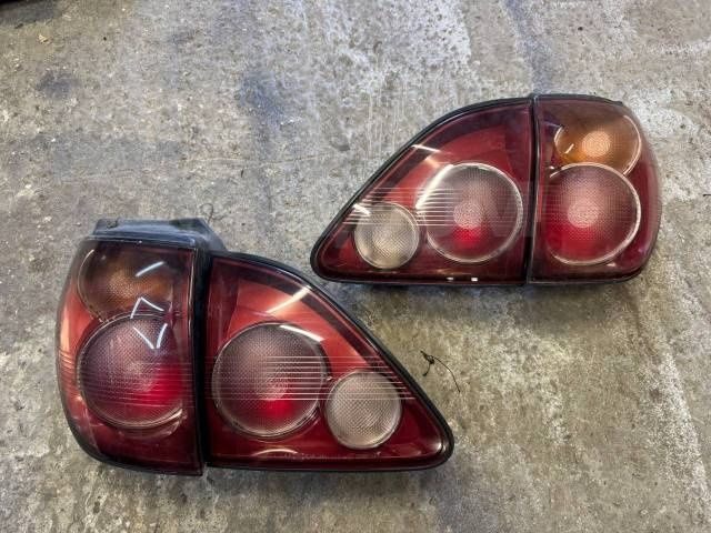 Запчасти на Мицубиси Делика булка