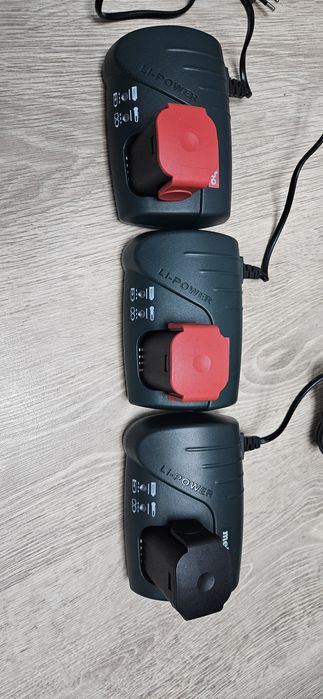 чисто нови зарядно и батерии metabo d-72622
