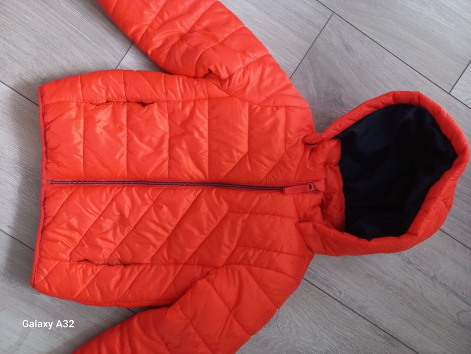 Якета, суитчър, комплект, ризки, панталонки 20 лв