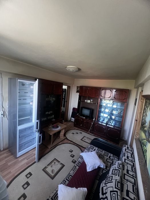 Inchiriez apartament 2 camere