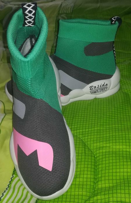 Ofertă! Sneakers high-top, nou, preț negociabil!