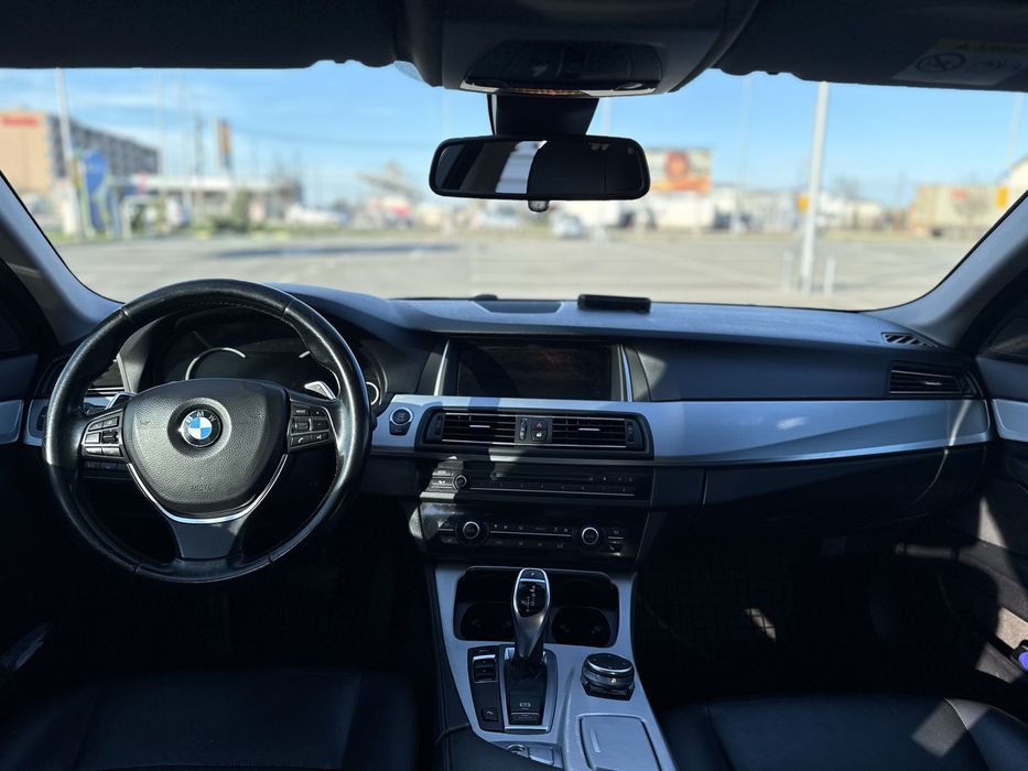 Schimb cu X3 BMW F10 525 Luxury 4 Butoane 2014  head-up display trapa