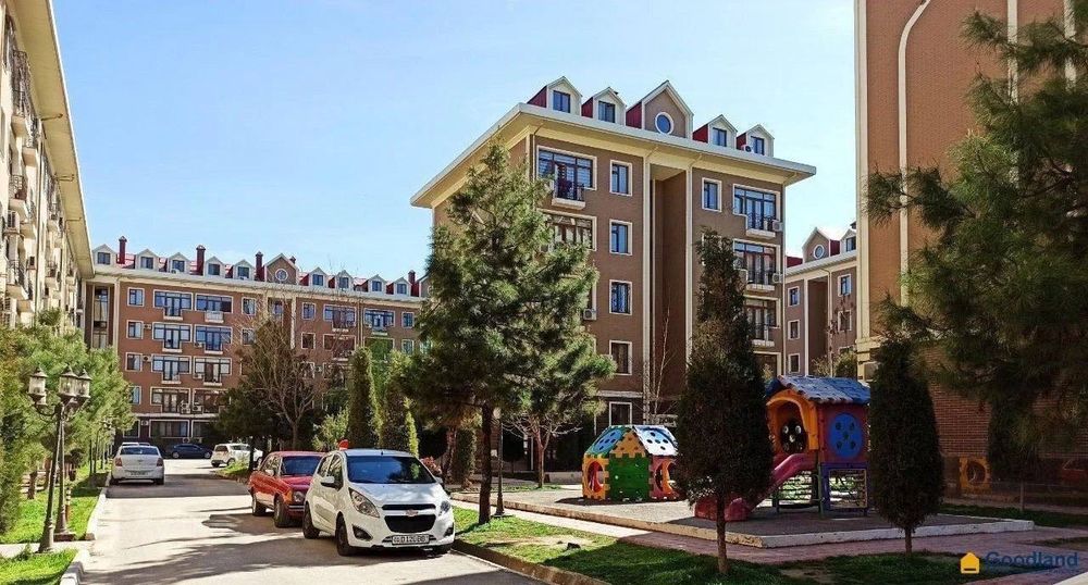 Бахт Касри, 4/1/6 с ремонтом, голден хаус перекрёсток Сайрам, Юнусабад