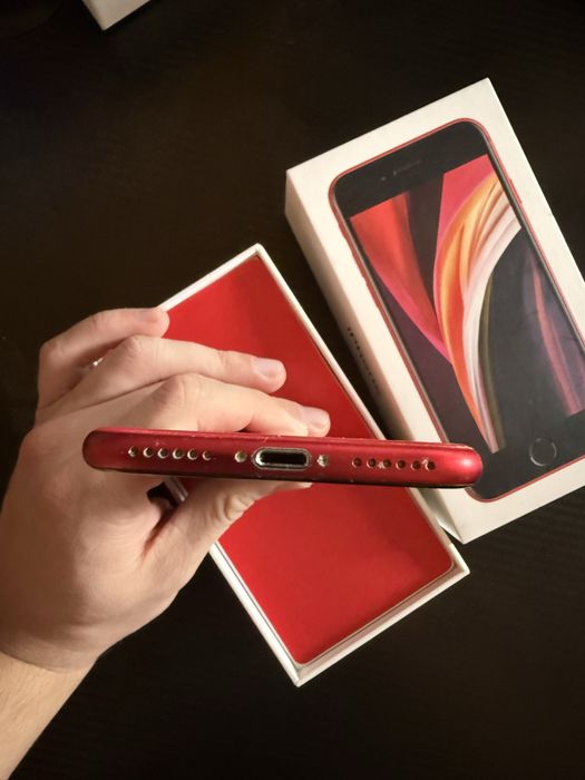 Iphone SE 128gb 78% запазен