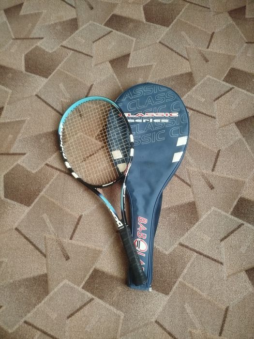 Теннисная ракетка Babolat