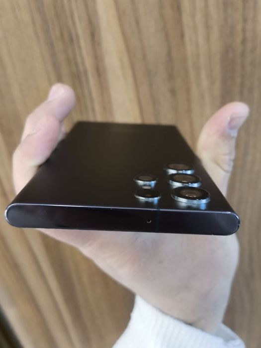 Самсунг s22 ултра