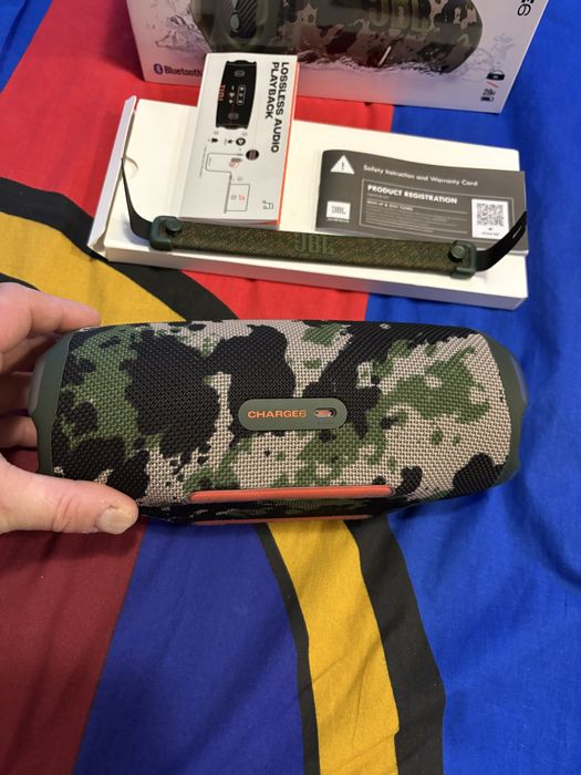 JBL  колонка CHARGE 6