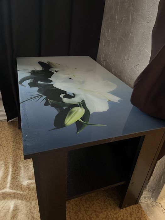 Журнальный столик