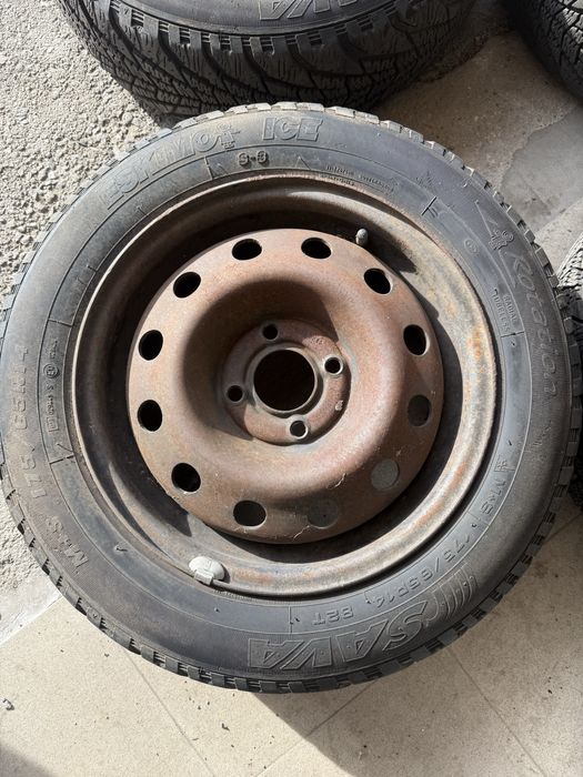 175 65R14 4 Джанти със зимни гуми r14